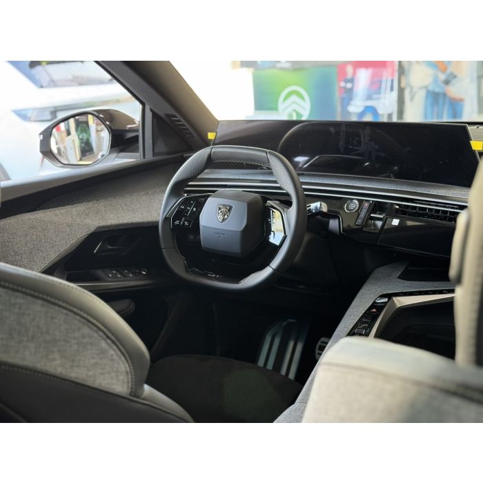 Peugeot 5008 2025 1.6 PureTech AT (180 к.с.) GT