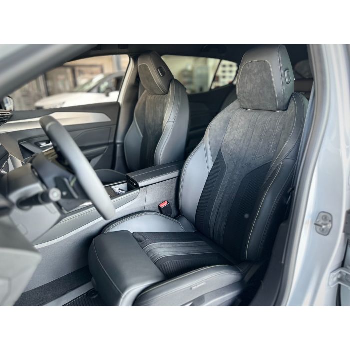 Peugeot 408 1.6 PureTech AT (215 к.с.) GT 2025